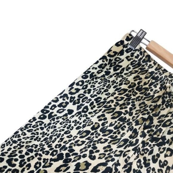 VICTORIA'S SECRET Satin Leopard Print Pants Size X-Small - Picture 3 of 7